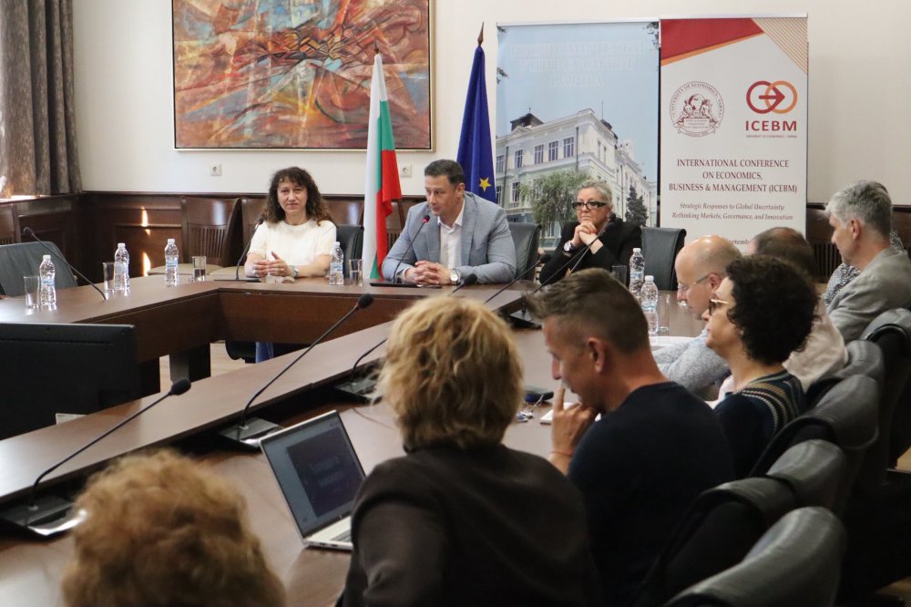 Икономически университет – Варна събра преподаватели на дискусия за предизвикателствата при ...