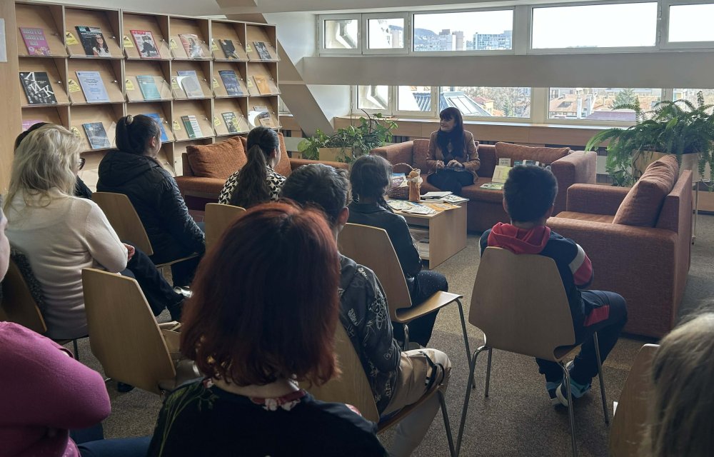 „Походът на книгите“ мина и през Икономически университет – Варна 