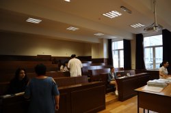 Започна записването след първото класиране на новоприетите студенти в ОКС „бакалавър“ за учебната 2025/2026 година в Икономически университет – Варна