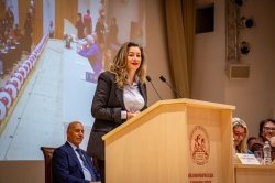 Традиционна среща на академичното ръководство на Икономически университет – Варна с отличниц... 30