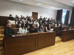 Благовест Маламов с участие в инициативата "Практиката в образованието" на катедра "Финанси" 3