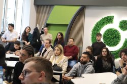 Тренингът „Бизнес модел“ с Галин Стефанов даде силен старт на предприемаческата общност в UEVA 1