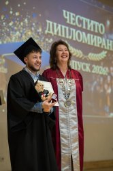 Тържествено дипломиране на абсолвентите от Випуск 2026 в Икономически университет – Варна, С... 30