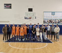 ИУ – Варна доминира в турнира по стрийтбол 3х3 от "Купа 8 декември" 4