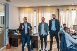 Катедра „Бизнес, инвестиции, недвижими имоти“ при ИУ – Варна в агенция „Имоти Премиер“ ООД –... 2