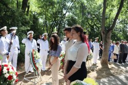 Студентският съвет при Икономически университет – Варна почете 188-годишнината от рождението на Васил Левски