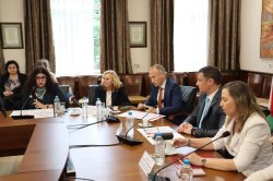 Семинар „Предизвикателства пред развитието на висшето образование в България“ в Икономически университет – Варна 
