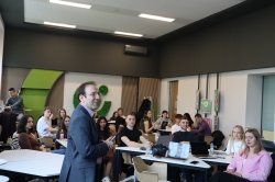 UEVA Sustainability Challenge събра студенти от пет европейски държави във Варна 11