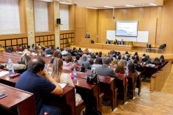 В ИУ – Варна се проведе публична лекция "Предизвикателства пред съвременното развитие на счетоводството и независимия финансов одит в България" с гост-лектори доц. д-р Антон Свраков и зам. председателя на Управителния съвет на ИДЕС - г-н Илия Илиев