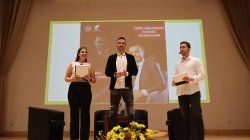 “Спорт, образование и бизнес – по моя начин“ – отворена дискусия с Димитър Бербатов в Икономически университет – Варна  