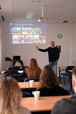 Глобални успехи и нови хоризонти: Икономически университет – Варна впечатли студенти и препо... 3