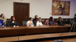 В ИУ – Варна се проведе публична лекция на тема "Изготвяне на годишни финансови отчети на банките" с гост-лектор г-жа Севдалина Димова - съдружник в KPMG