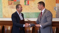 Договор за сътрудничество между Икономически университет – Варна и ЕРА Недвижими имоти