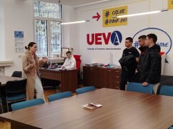 Десетокласници от ПГКМКС „Акад. Благовест Сендов” посетиха Икономически университет – Варна 3