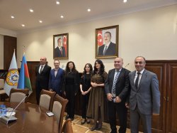 ИУ – Варна задълбочава сътрудничеството си с Бизнес университет Баку по време на посещение в... 4