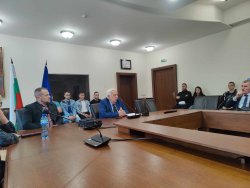 Проф. д-р Ганчо Ганчев получи академичната награда „Проф. Станчо Чолаков“ за високи постижения в областта на финансовата наука и местното управление