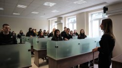 Голям интерес към първия за 2023 г. Ден на отворени врати за кандидат-студенти в Икономически университет – Варна 