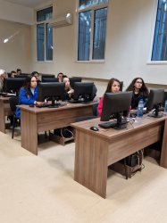 Студенти от специалност "Стокознонание и митническа  дейност" се срещнаха с експерт от практиката