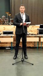 Икономически университет – Варна участва във Форум на висшите училища в Първа езикова гимназия – Варна 