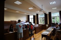 Започна записването след първото класиране на новоприетите студенти в ОКС „бакалавър“ за учебната 2025/2026 година в Икономически университет – Варна
