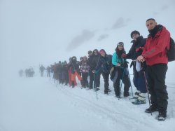 Възпитаници на Колежа по туризъм и Икономически университет – Варна покориха връх Мусала в зимни условия за 22-и път