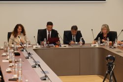Министърът на образованието и науката проф. д-р Георги Вълчев посети Икономически университе... 14