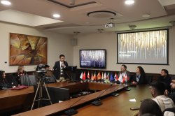 Вдъхновяващи перспективи за луксозния брандинг: гост-лекция на проф. Вижай Тандон от Univers... 1