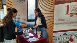 Икономически университет – Варна участва във Форум на висшите училища в Първа езикова гимназия – Варна 