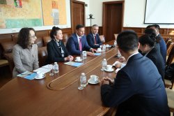 Делегация от китайското висше училище Hunan Railway Professional Technology College посети Икономически университет – Варна