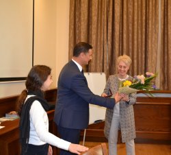 Посланикът на Великобритания Н. Пр. Ема Хопкинс посети ИУ – Варна