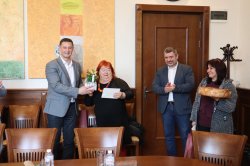 Добри гости коледари в Икономически университет – Варна 9