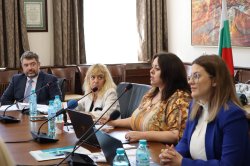Четвърта поред научна конференция "Медиацията в различните обществени сфери" се проведе в Икономически университет – Варна