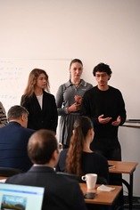 Глобални успехи и нови хоризонти: Икономически университет – Варна впечатли студенти и препо... 10