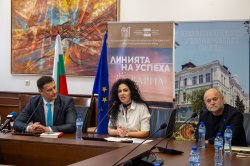 Ученици от Каварна посетиха Икономически университет – Варна 