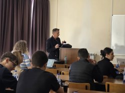 В Икономически университет – Варна се проведе XIII Студентска научна конференция "Търговия 2... 3