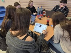 Студенти на ИУ – Варна се включиха в международната интензивна програма PROMINENCE в Братислава 9