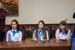 Ученици от Каварна посетиха Икономически университет – Варна 