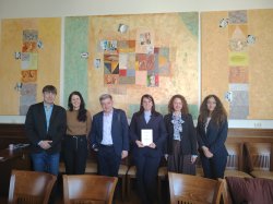 Успешна защита на дисертационен труд на Имрен Гендж-Салатова по докторска програма на катедр... 1