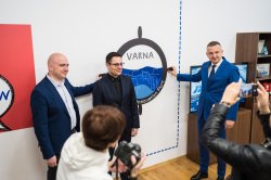 Дълбоко технологичен иновационен порт Варна (Varna Deep Tech Innovation Port) беше открит в Икономически университет – Варна 