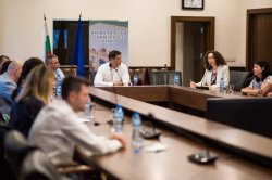 Innowave preSummit 2021 – Varna Innovation Camp Attendees from Cluj-Napoca visited University of Economics – Varna