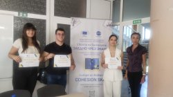 Студенти от Икономически университет – Варна участваха в заключителния хакатон от проекта на... 5