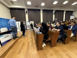 ТЕХНОСТАРТ Weekend: AI Edition – стартъп хакатон за ученици и студенти се проведе в Икономич... 4