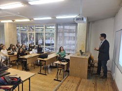 Посещение на представител на Университета по приложни науки Сейнайоки в ИУ – Варна 1
