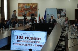 Министърът на образованието и науката Красимир Вълчев участва в заседание на Академичния съвет на Икономически университет – Варна 