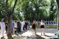 Студентският съвет при Икономически университет – Варна почете 188-годишнината от рождението на Васил Левски