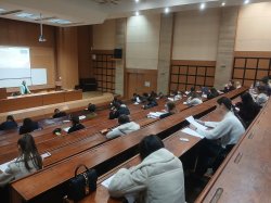 Седемнадесета студентска олимпиада по микроикономика 10