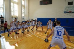 Триумф за баскетболния отбор на ИУ – Варна с шампионска титла в Б група на Българската баскетболна лига