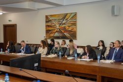 Икономически университет – Варна обедини науката, институциите и бизнеса в дискусия за право... 15