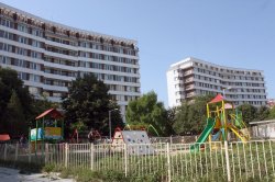 Тържествено откриване на реновирано студентско общежитие в ИУ – Варна