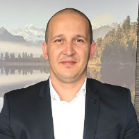 х. ас. Евгени Петров
